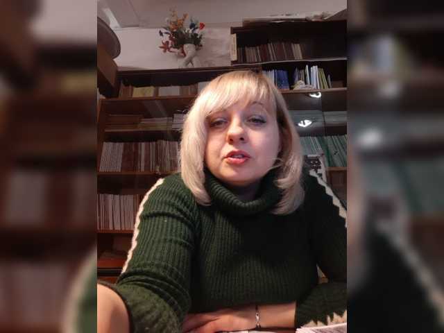 Live sex webcam photo for LanaSwet #271560770