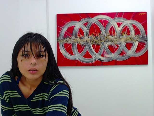 Live sex webcam photo for duohotgirls #271558344