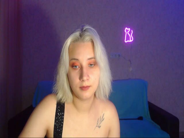 Live sex webcam photo for Star_Laura #271564054