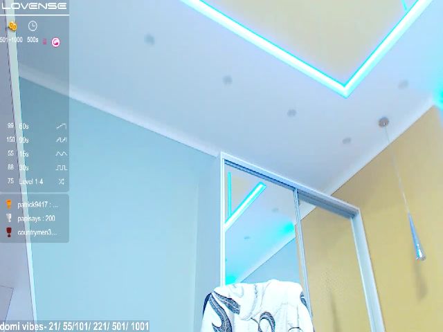 Live sex webcam photo for KaterinaPars #271560233