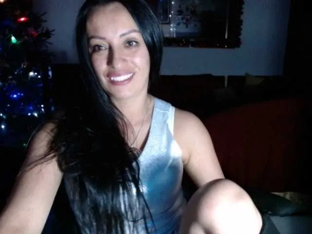 Live sex webcam photo for lunaws11 #271558670