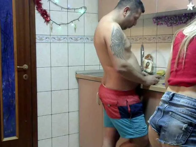 Live sex webcam photo for coupleforyouu #271555528