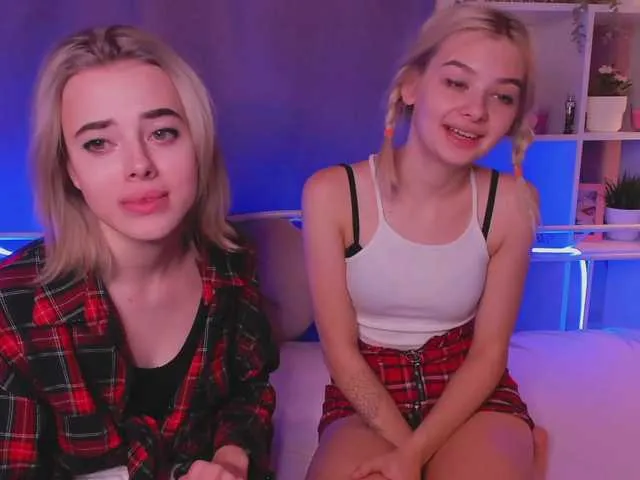 Live sex webcam photo for coolfire77 #271558119