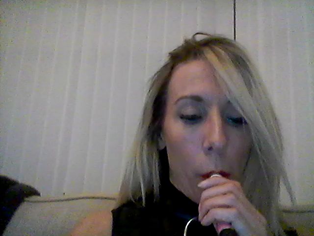 Live sex webcam photo for Tinkerbell53 #271556359