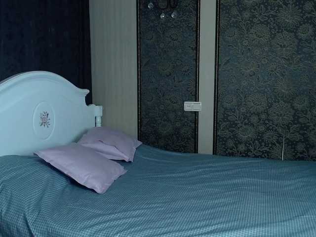 Live sex webcam photo for NielynLun #271561033