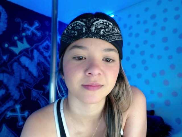 Live sex webcam photo for dreamygirl- #271561347