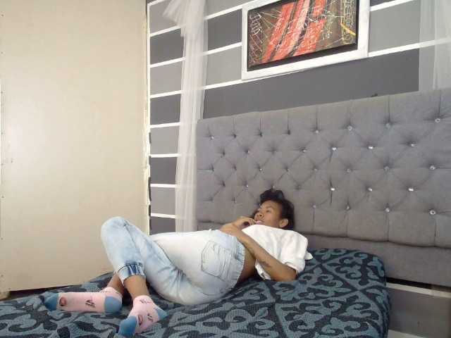 Live sex webcam photo for dominicyalice #271565086