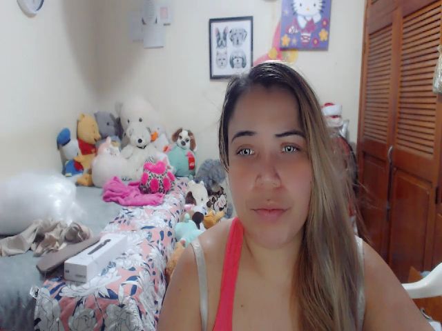 Live sex webcam photo for Meganhill_ #271569225