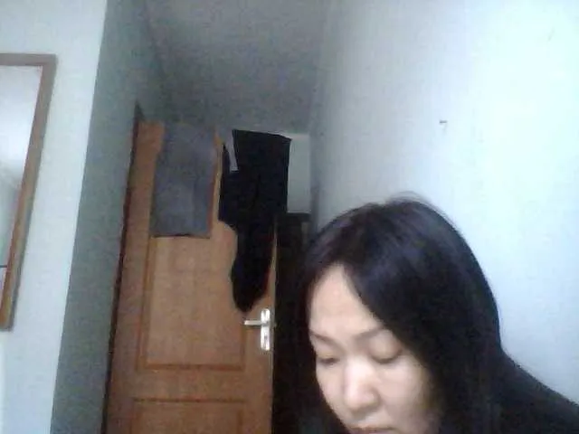 Live sex webcam photo for Manamy #271574771
