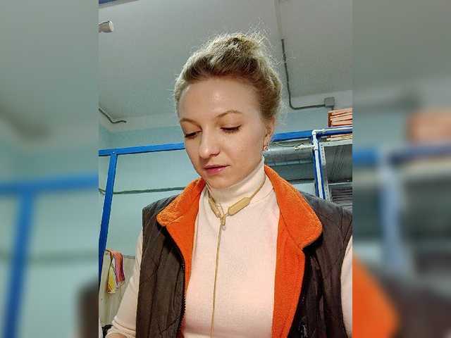 Live sex webcam photo for Anesteishen #271574147