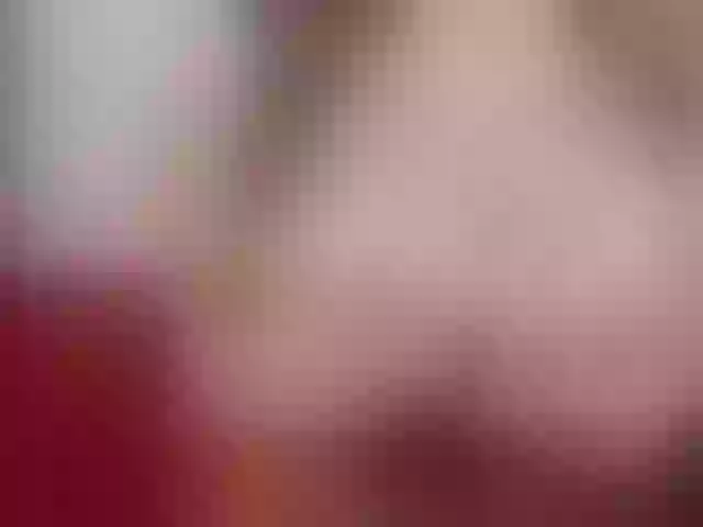 Live sex webcam photo for LolaCandy #271573961