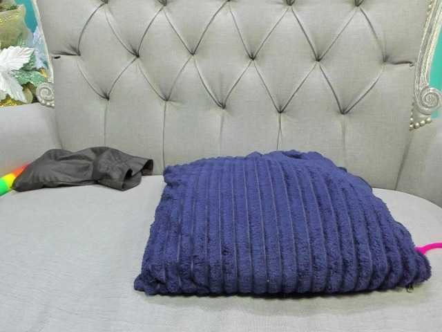 Live sex webcam photo for Pao- #271574421