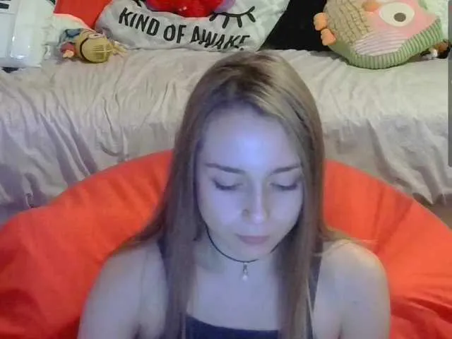 Live sex webcam photo for bubblybubbles #271575004