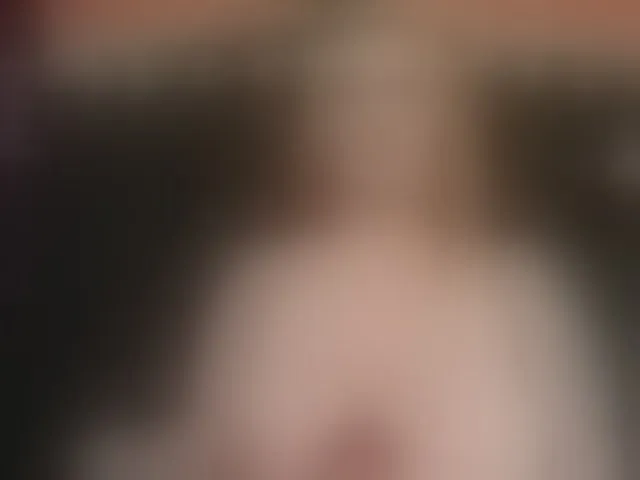 Live sex webcam photo for FaryhRamirez #271582894