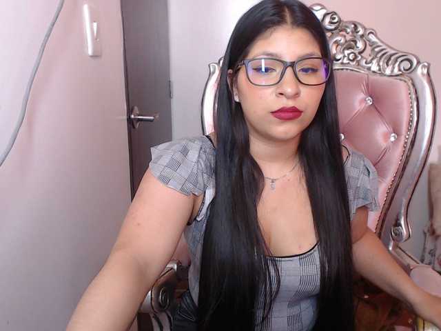 Live sex webcam photo for holly20a #287994995