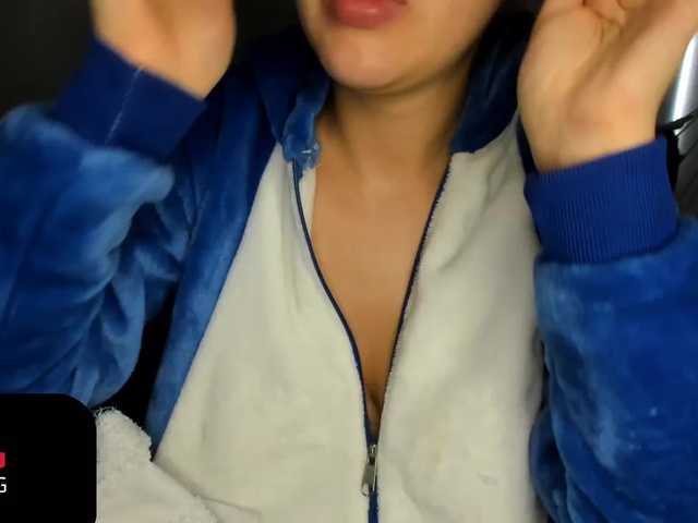 Live sex webcam photo for Charlotte-mwc #271575113