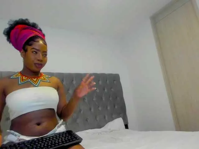 Live sex webcam photo for Afro-goddess #271582643