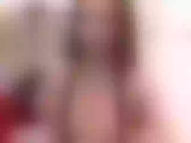 Live sex webcam photo for nicky-bennett #271582818