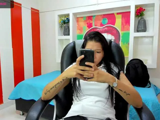 Live sex webcam photo for kherlyx #271583424