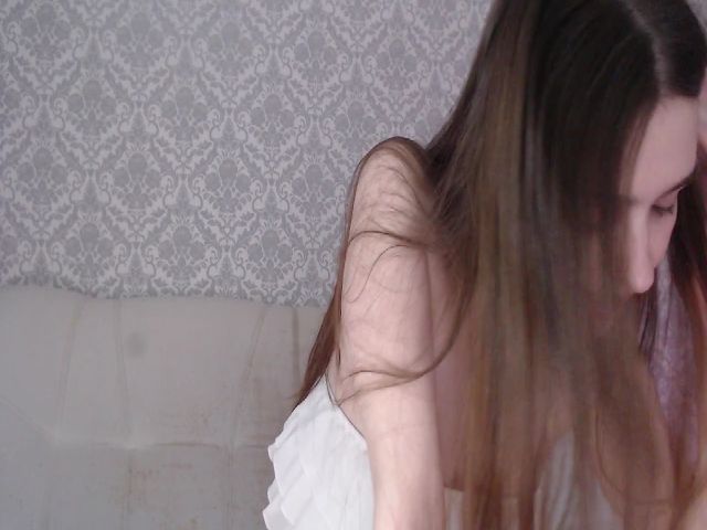 Live sex webcam photo for PiperFawn #271575494