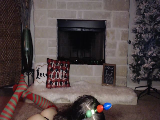 Live sex webcam photo for AudryLikes #271575856