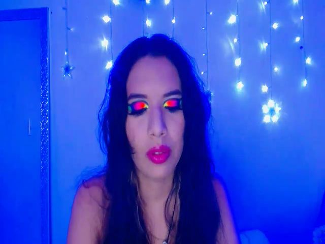Live sex webcam photo for Dulce_maria_y #271585921