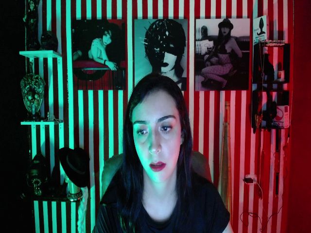 Live sex webcam photo for Laylamaze #271582977