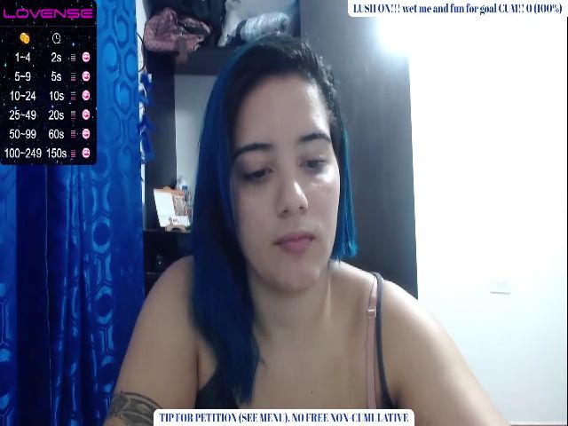 Live sex webcam photo for Blue__moon__ #271572283