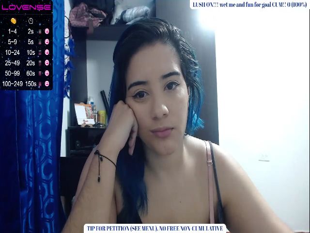 Live sex webcam photo for Blue__moon__ #271572795