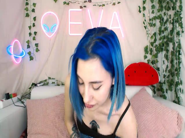 Live sex webcam photo for Space_Eva #271573003