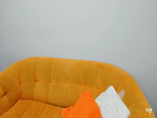 Live sex webcam photo for YourMissMasha #271580507