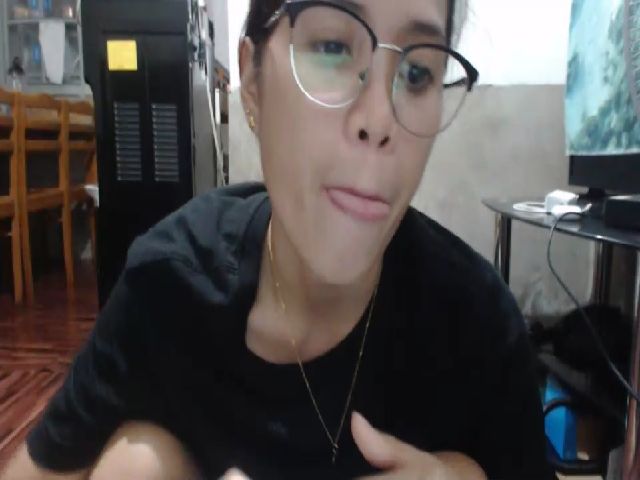 Live sex webcam photo for Beverly_19 #271575985