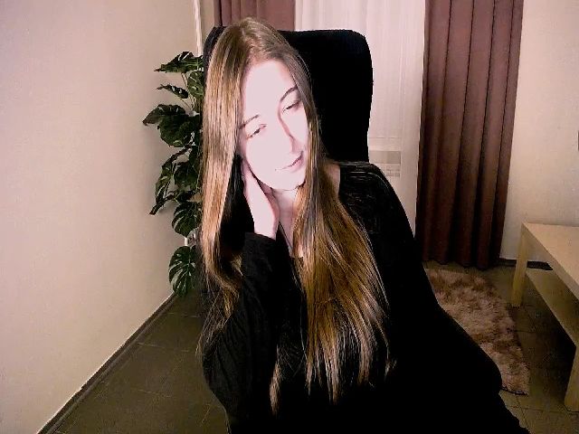 Live sex webcam photo for FragileAngel_ #271583522