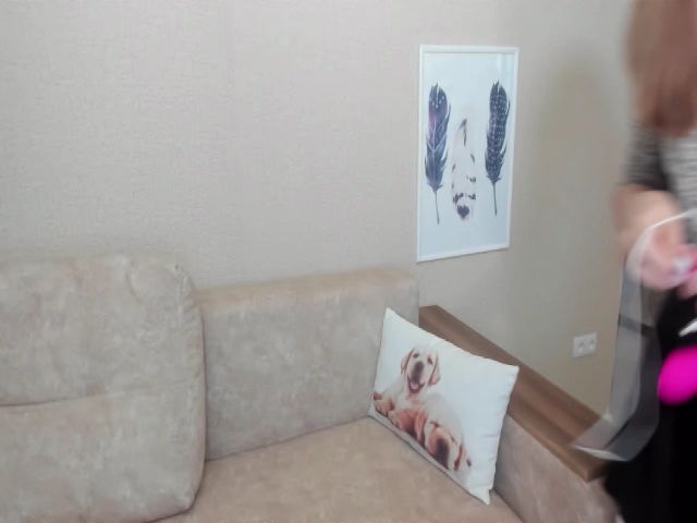 Live sex webcam photo for ThatsLori #271577128