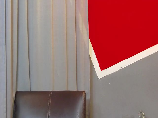 Live sex webcam photo for SecretAmber #271581297