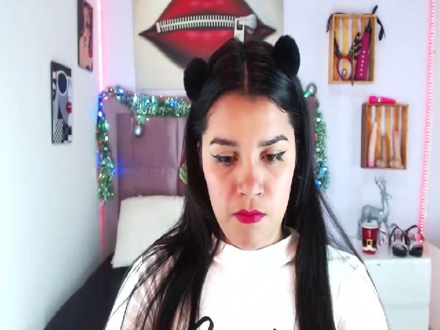 Live sex webcam photo for Graicy_Reyes #271580076