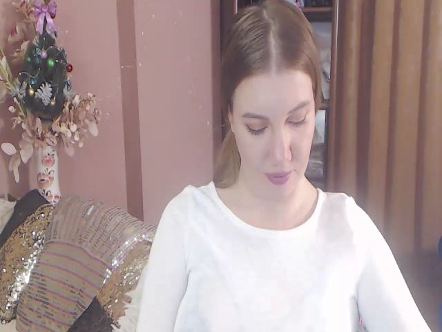 Live sex webcam photo for Kelly7B #271580360