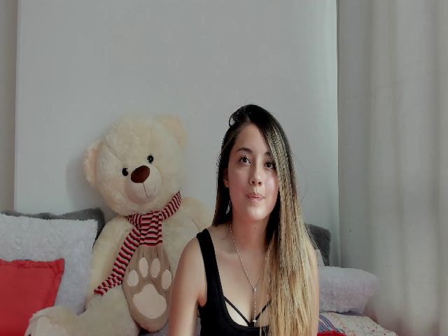 Live sex webcam photo for Anie_sweet #271580086