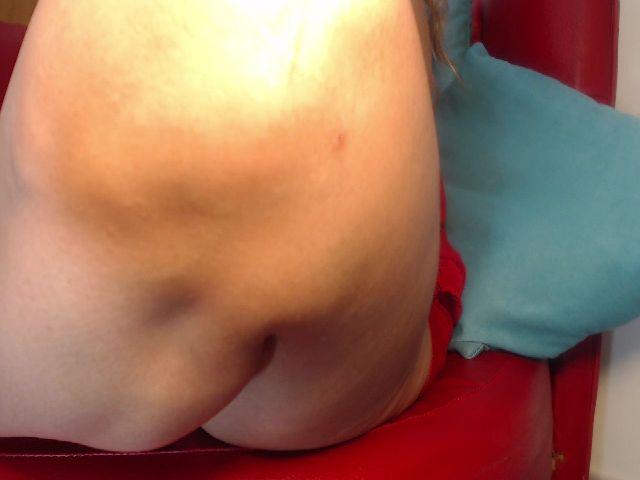 Live sex webcam photo for AnnyBotero #271583548