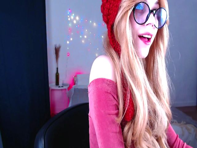 Live sex webcam photo for Shine_Eva #271580187