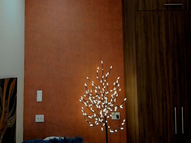 Live sex webcam photo for Forevermanu #271578087