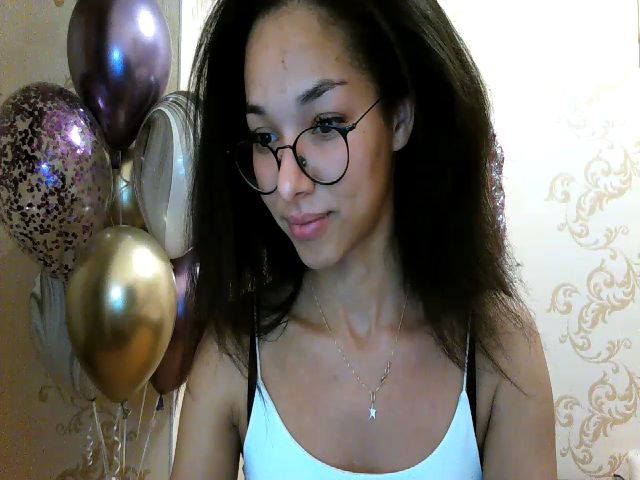 Live sex webcam photo for Carmel_Dee #271586284