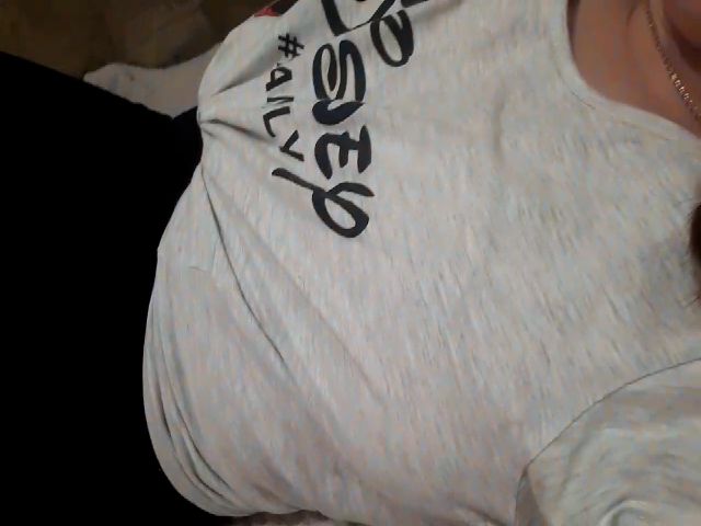 Live sex webcam photo for ChristaRi #271584651