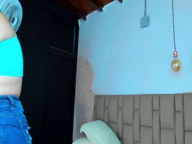 Live sex webcam photo for Kassandra_bbw #271580890