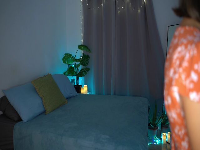 Live sex webcam photo for Foxy_Woman #271571960
