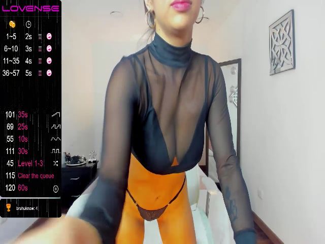 Live sex webcam photo for RachelAdams_6 #271579082