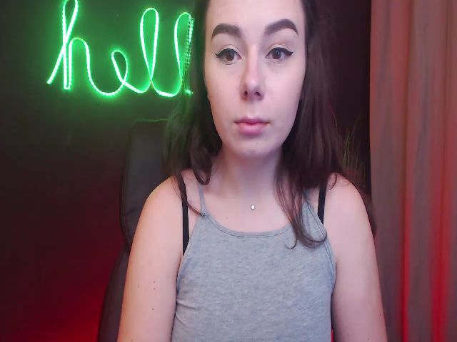 Live sex webcam photo for DinaD #271579388