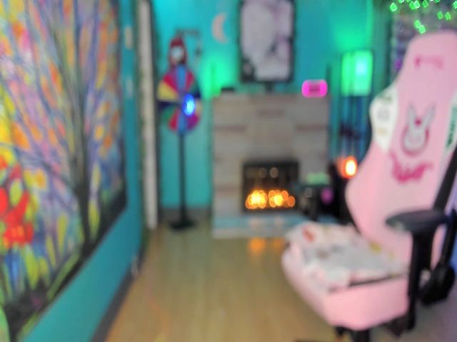 Live sex webcam photo for Maplemaya #271576668