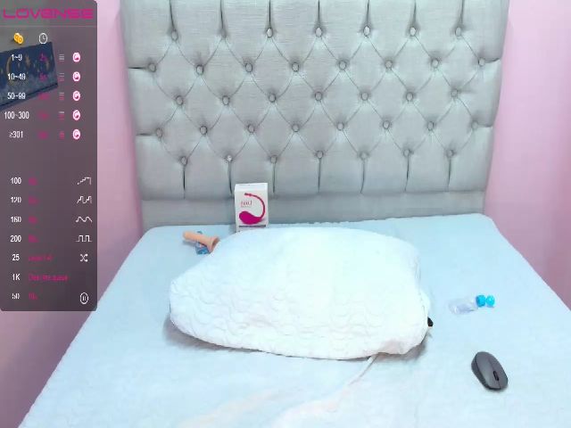 Live sex webcam photo for adison_vera #271573122