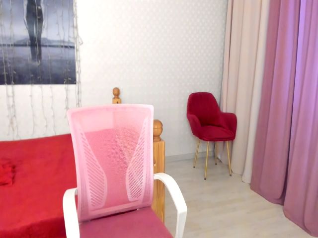 Live sex webcam photo for Blackberry_18 #271576079